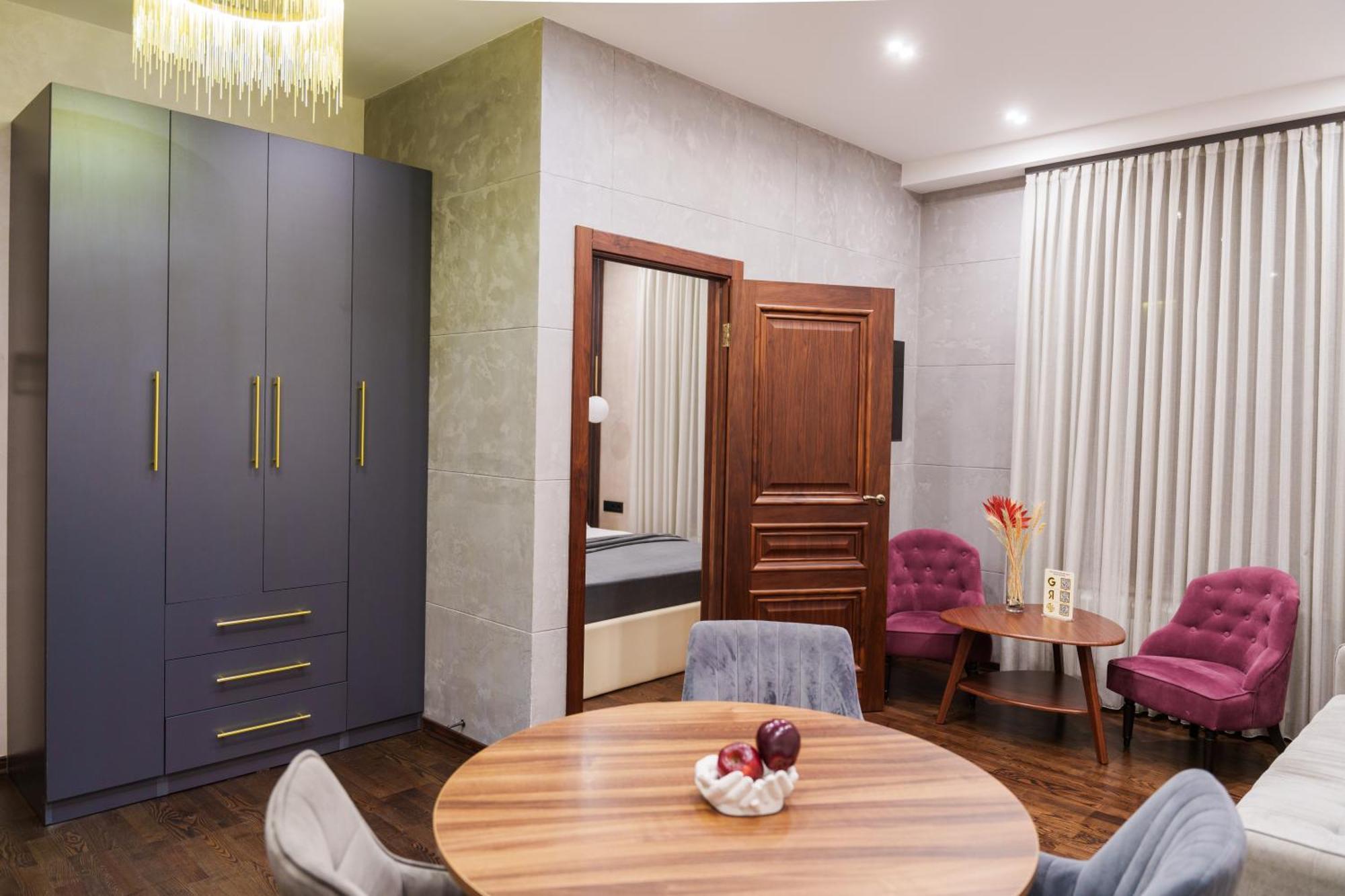 Arch Apart Hotel Erivan Oda fotoğraf